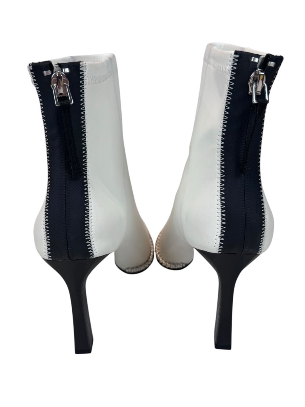 BCBGeneration Beya Pointy Toe Heeled Booties Women’s Size 9 Leather Studs White - Picture 4 of 16